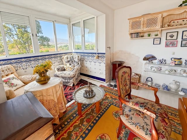 3 Zimmer Wohnung zu verkaufen in Estepona mit Pool Garage - 270.000 € (Ref: 9114301)