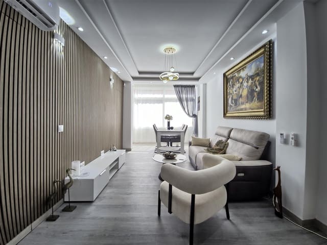 Apartamento de 2 habitaciones en Marbella en venta con piscina - 499.000 € (Ref: 9125279)