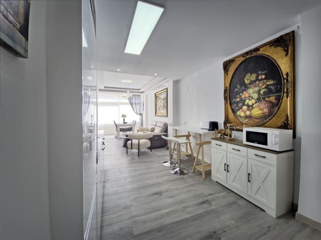 Apartamento de 2 habitaciones en Marbella en venta con piscina - 499.000 € (Ref: 9125279)