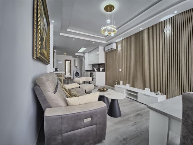 2 Zimmer Apartment zu verkaufen in Marbella mit Pool - 450.000 € (Ref: 9125279)