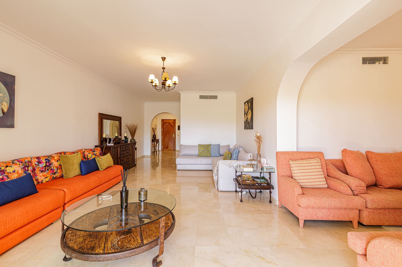 2 soverom Leilighet til salgs i Guadalmansa med svømmebasseng garasje - € 550 000 (Ref: 9134627)