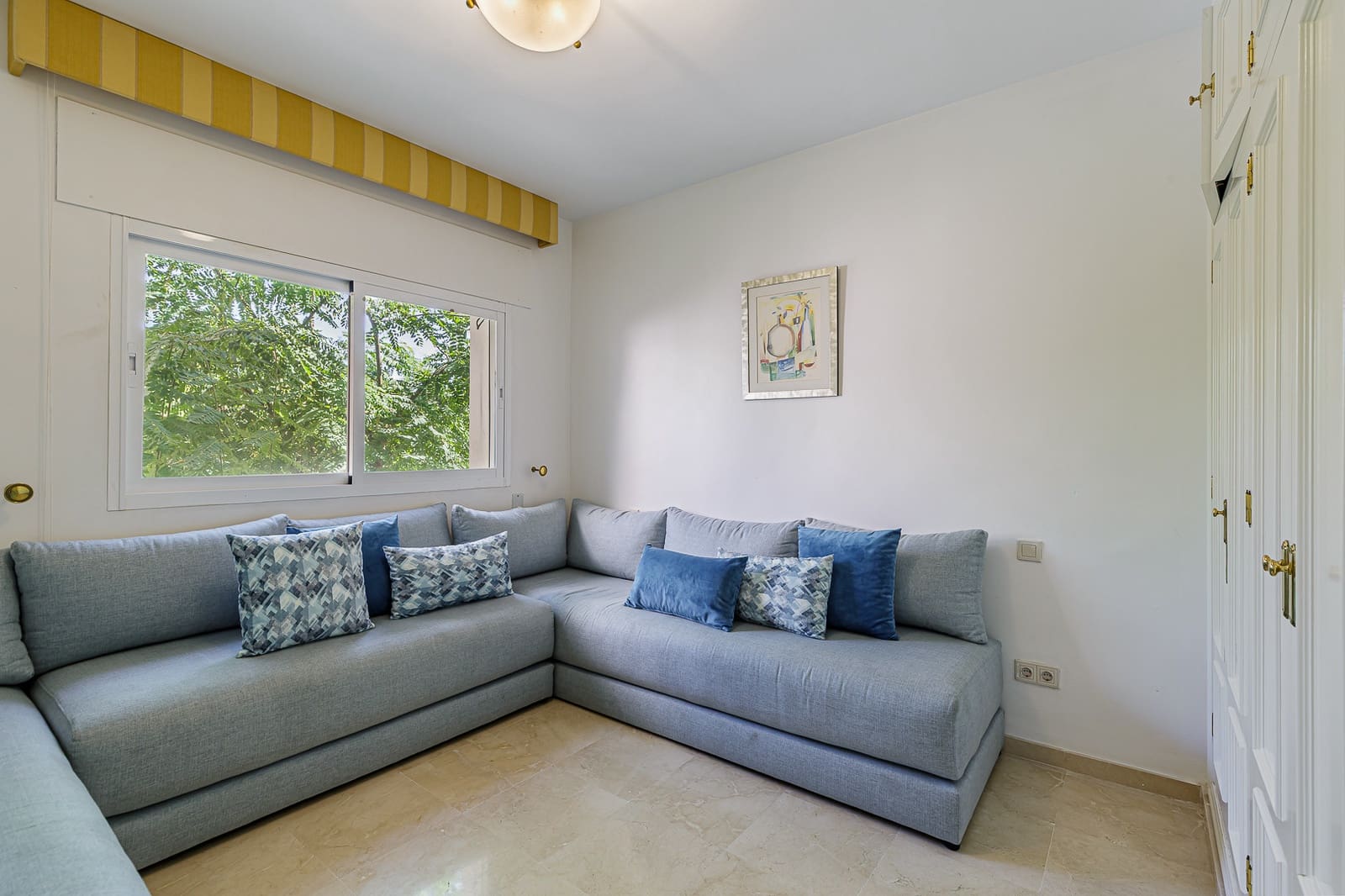 2 soverom Leilighet til salgs i Guadalmansa med svømmebasseng garasje - € 550 000 (Ref: 9134627)