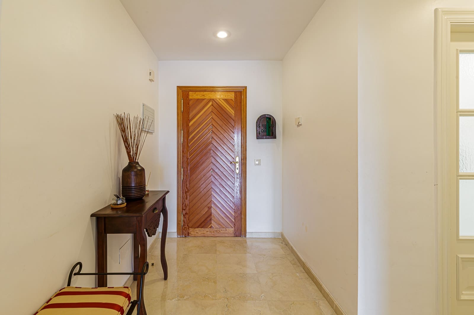 2 soverom Leilighet til salgs i Guadalmansa med svømmebasseng garasje - € 550 000 (Ref: 9134627)