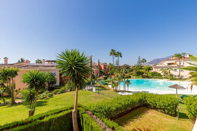 2 chambre Appartement à vendre à Guadalmansa, Estepona avec piscine garage - 550 000 € (Ref: 9134627)