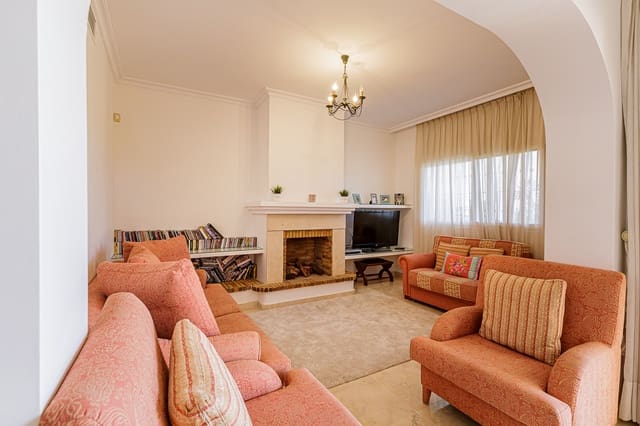 2 chambre Appartement à vendre à Guadalmansa, Estepona avec piscine garage - 550 000 € (Ref: 9134627)