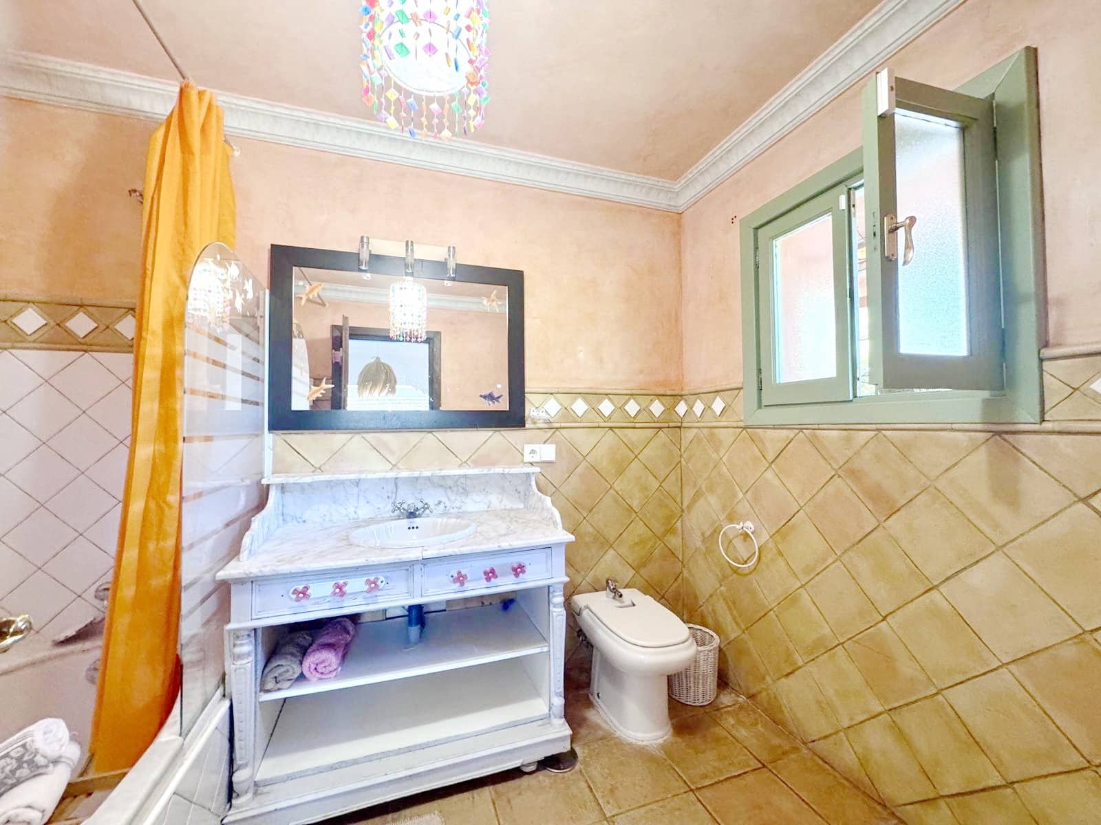 Chalet de 6 habitaciones en Marbella en venta con piscina garaje - 2.290.000 € (Ref: 9134628)