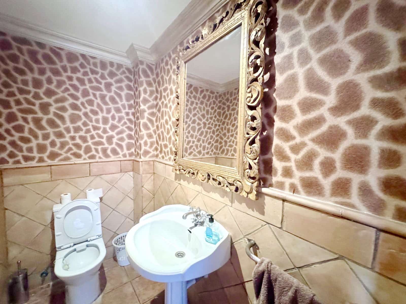 Chalet de 6 habitaciones en Marbella en venta con piscina garaje - 2.290.000 € (Ref: 9134628)