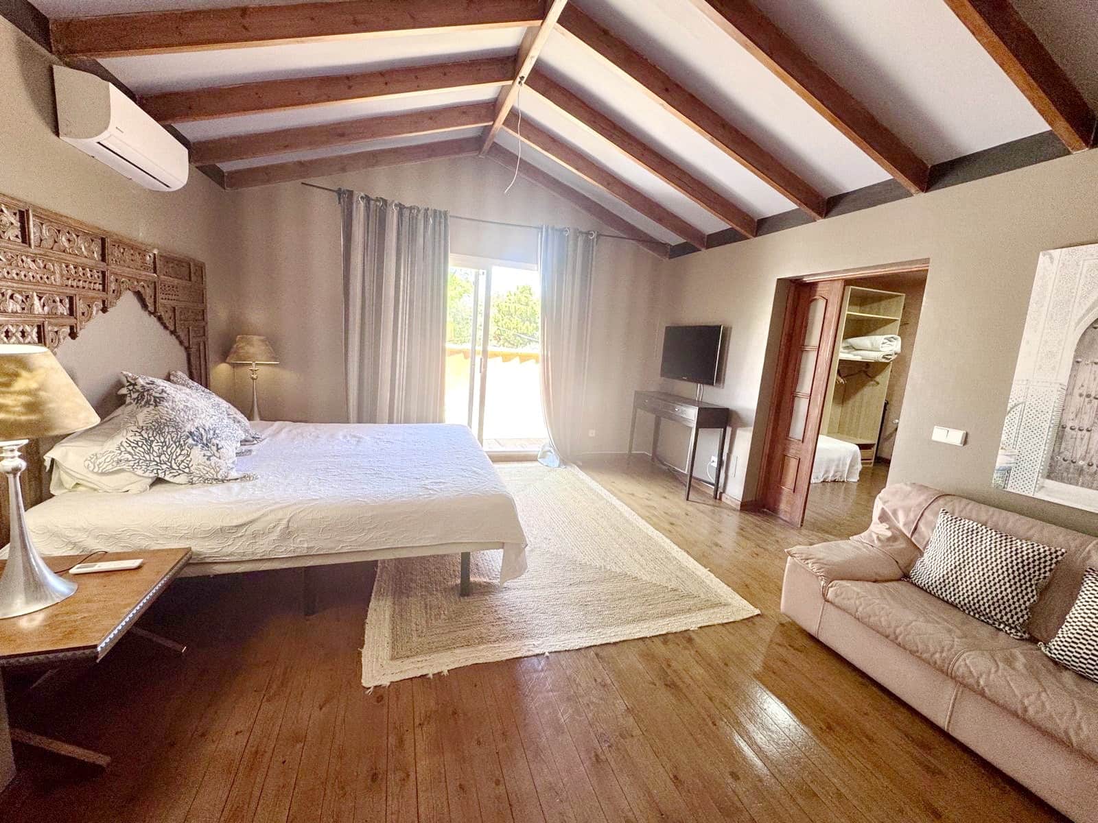 6 Zimmer Villa zu verkaufen in Marbella mit Pool Garage - 2.290.000 € (Ref: 9134628)