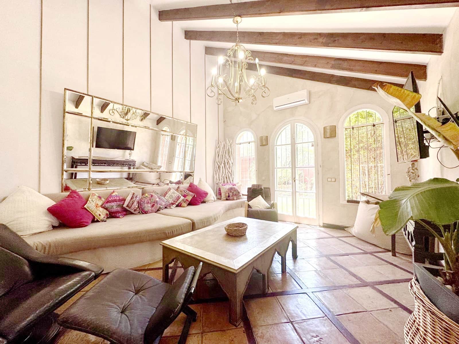 6 Zimmer Villa zu verkaufen in Marbella mit Pool Garage - 2.290.000 € (Ref: 9134628)
