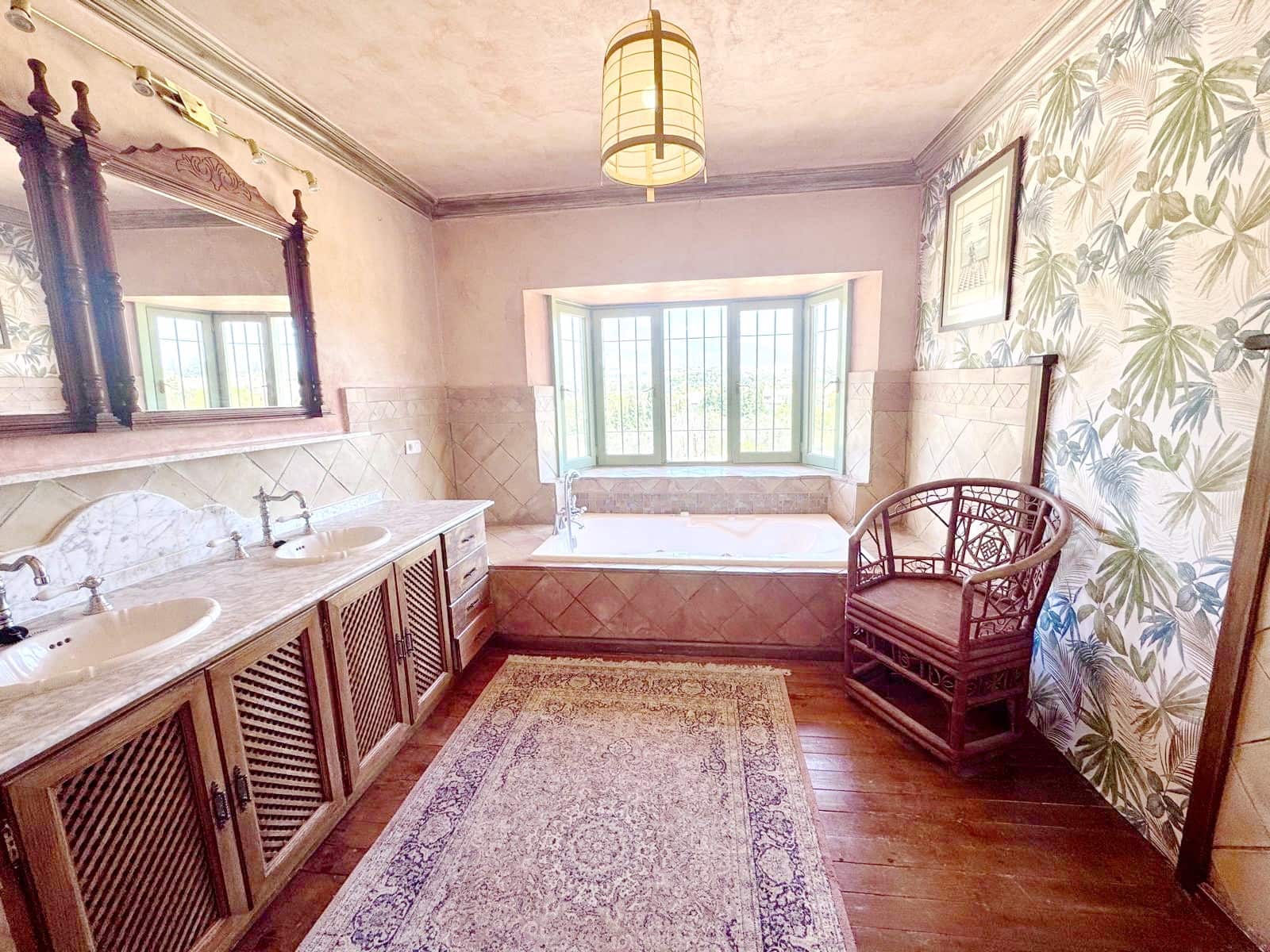6 Zimmer Villa zu verkaufen in Marbella mit Pool Garage - 2.290.000 € (Ref: 9134628)
