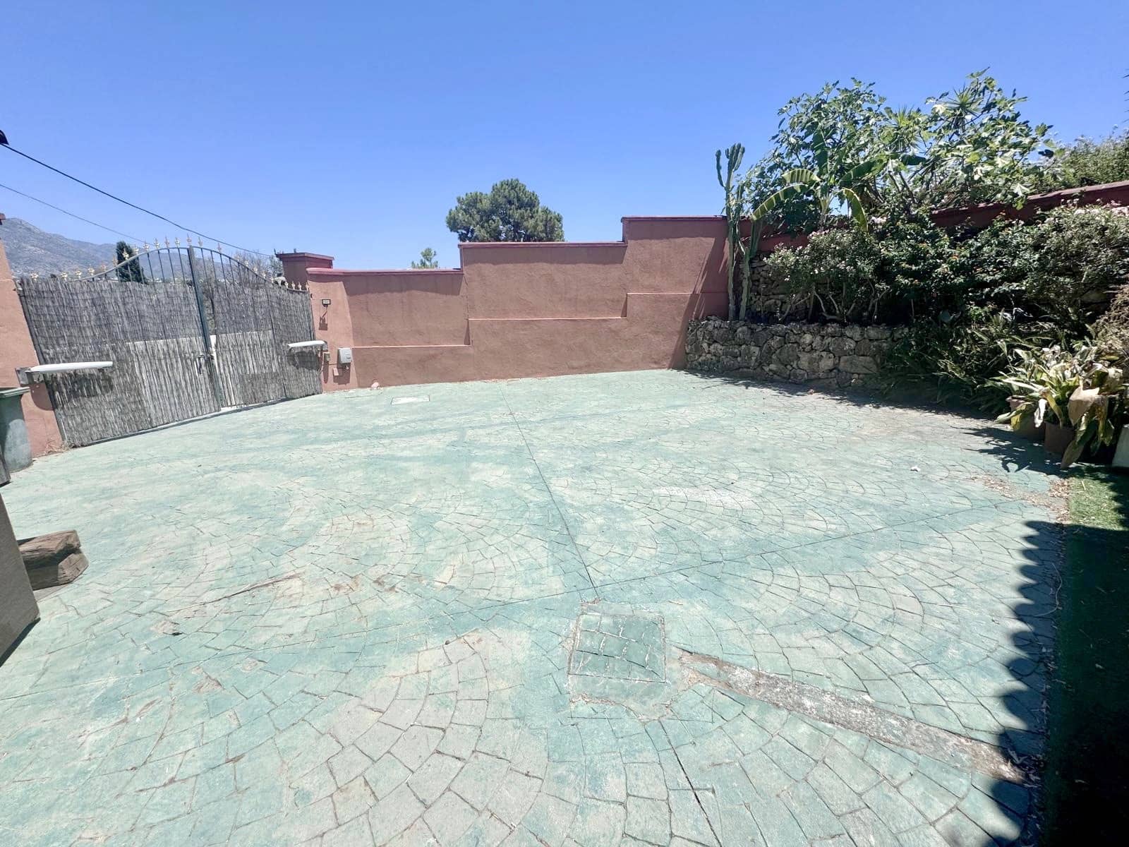 6 Zimmer Villa zu verkaufen in Marbella mit Pool Garage - 2.290.000 € (Ref: 9134628)