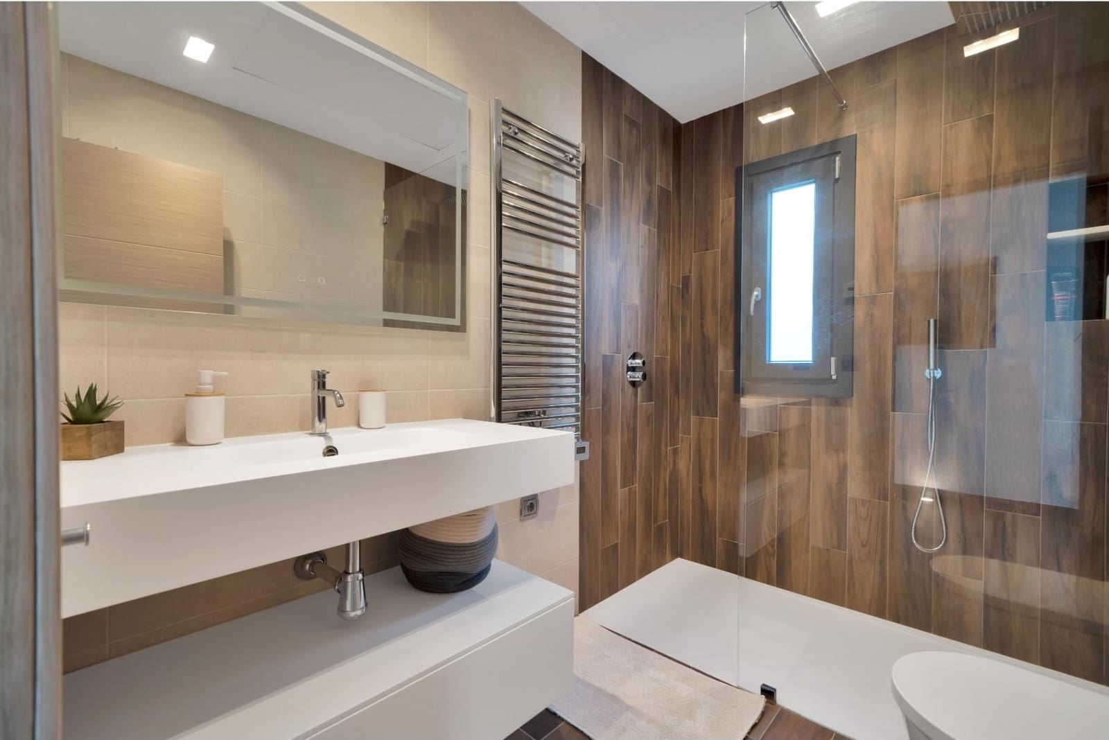 4 soverom Villa til salgs i Benahavis med svømmebasseng garasje - € 2 595 000 (Ref: 9141742)