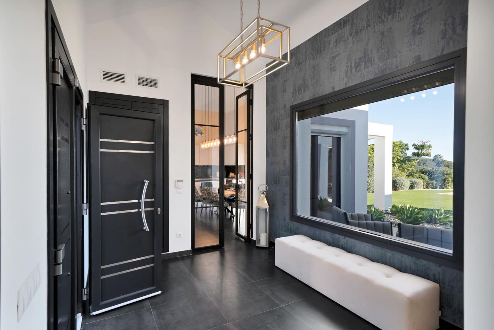 4 soverom Villa til salgs i Benahavis med svømmebasseng garasje - € 2 595 000 (Ref: 9141742)