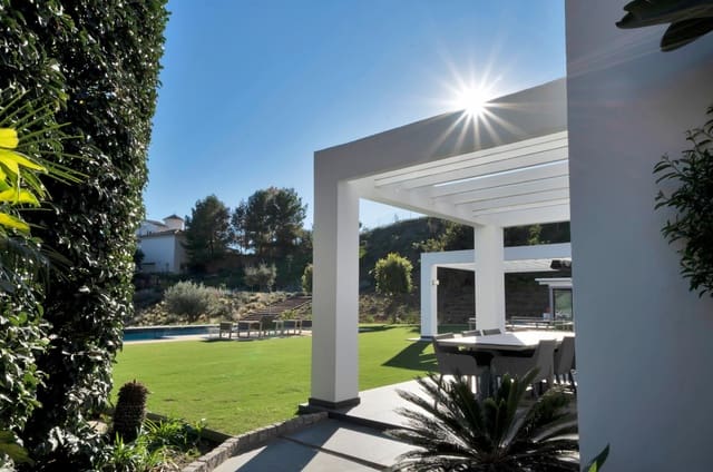 4 soverom Villa til salgs i Benahavís med svømmebasseng garasje - € 2 595 000 (Ref: 9141742)