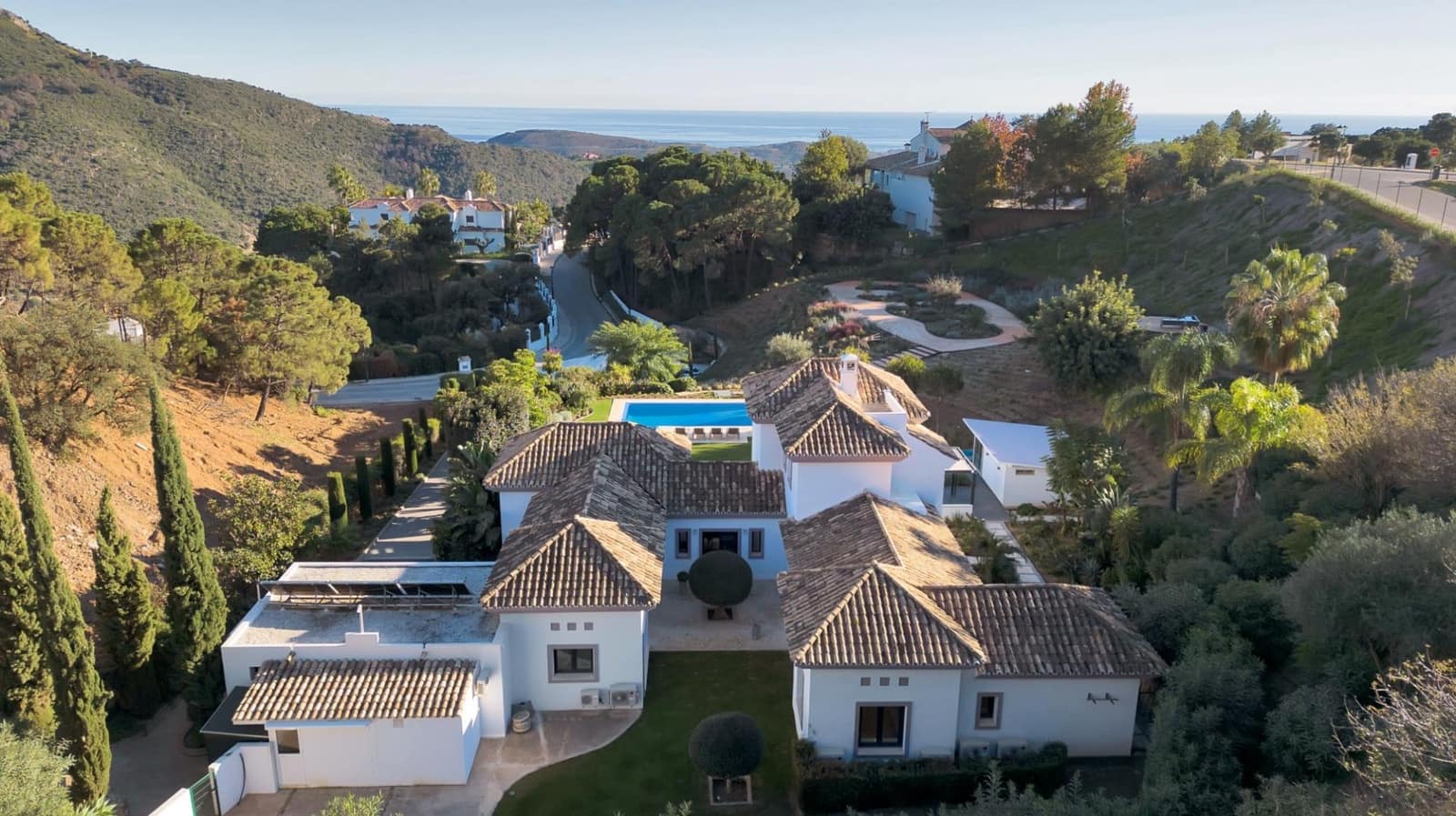 4 soverom Villa til salgs i Benahavis med svømmebasseng garasje - € 2 595 000 (Ref: 9141742)