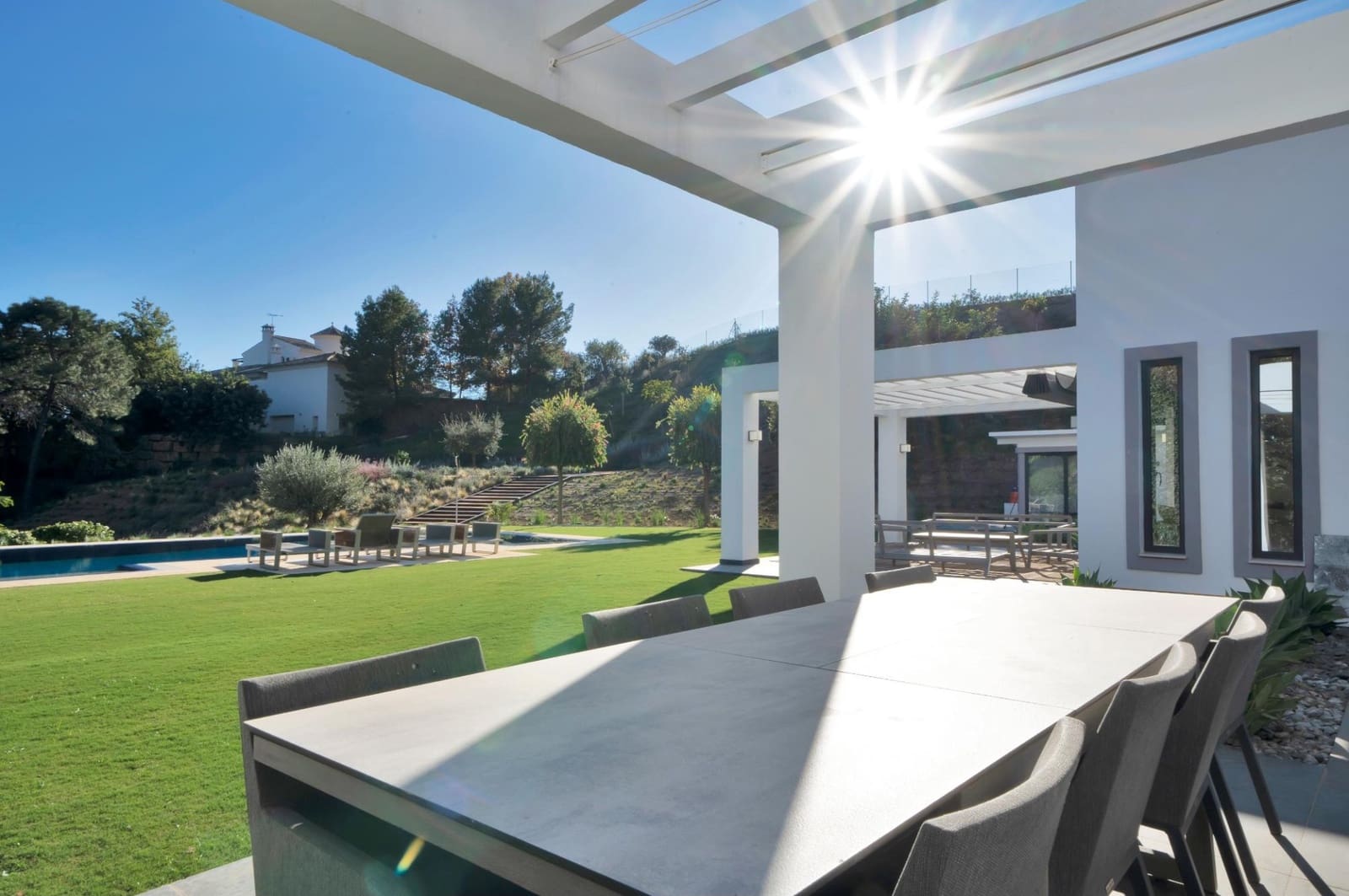 4 sypialnia Willa na sprzedaż w Benahavis z basenem garażem - 2 595 000 € (Ref: 9141742)