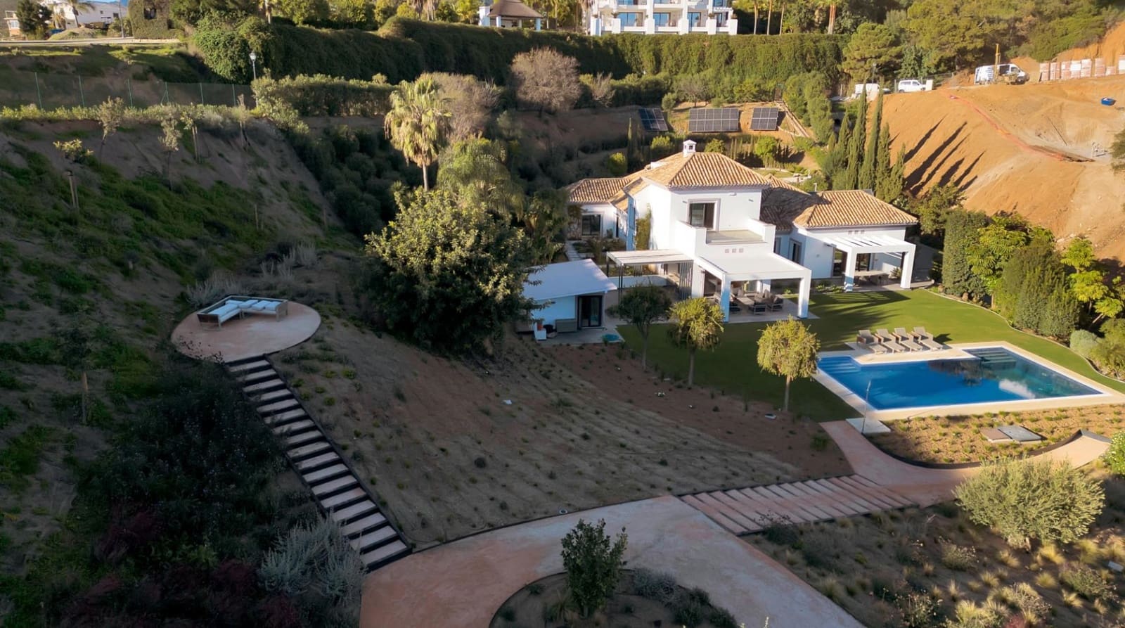 4 sypialnia Willa na sprzedaż w Benahavis z basenem garażem - 2 595 000 € (Ref: 9141742)