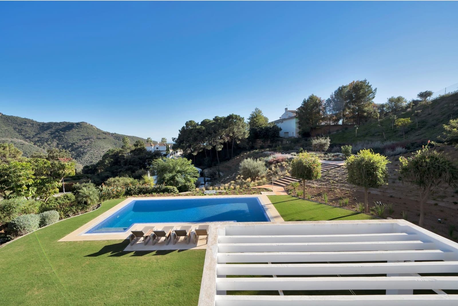 4 sypialnia Willa na sprzedaż w Benahavis z basenem garażem - 2 595 000 € (Ref: 9141742)