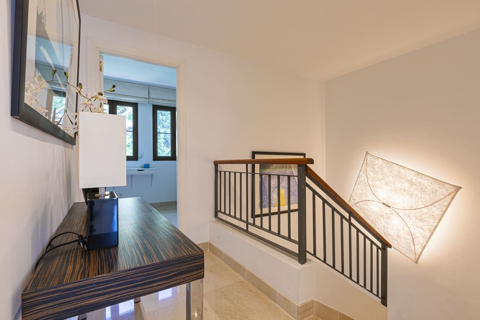 4 makuuhuone Omakotitalo myytävänä paikassa Benahavis mukana uima-altaan 
autotalli - 760 000 € (Ref: 9143131)