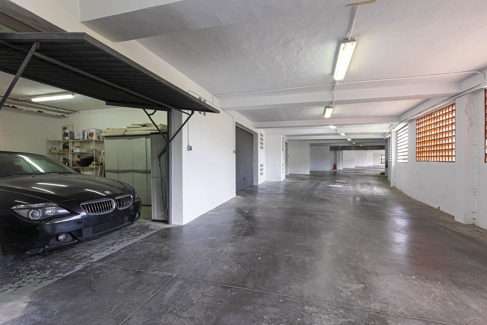 4 makuuhuone Omakotitalo myytävänä paikassa Benahavis mukana uima-altaan 
autotalli - 760 000 € (Ref: 9143131)