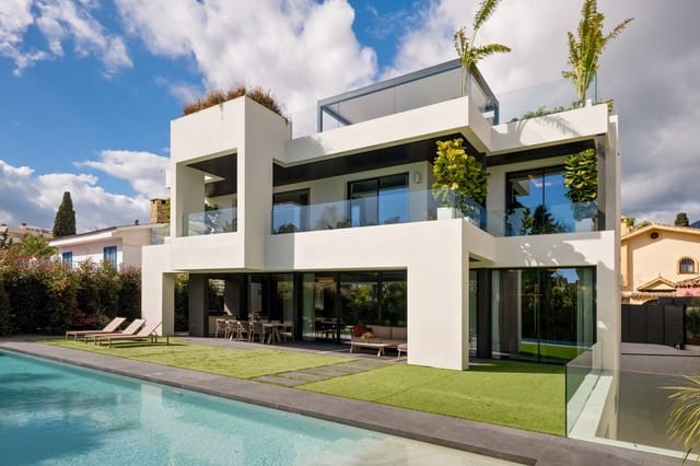 5 chambre Villa/Maison à vendre à Marbella avec piscine garage - 10 950 000 € (Ref: 9154279)