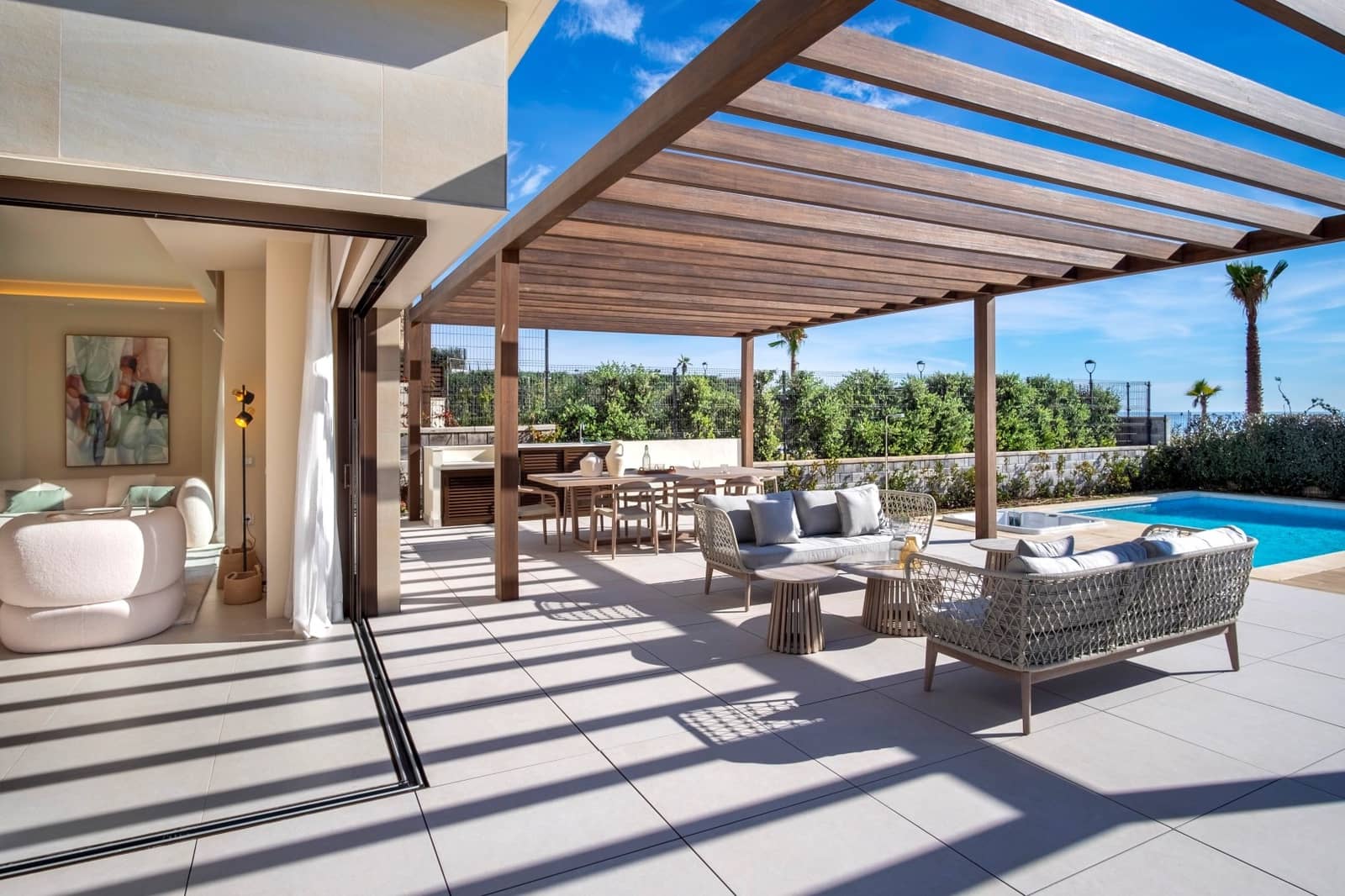 4 sypialnia Willa na sprzedaż w New Golden Mile z basenem garażem - 4 500 000 € (Ref: 9176570)