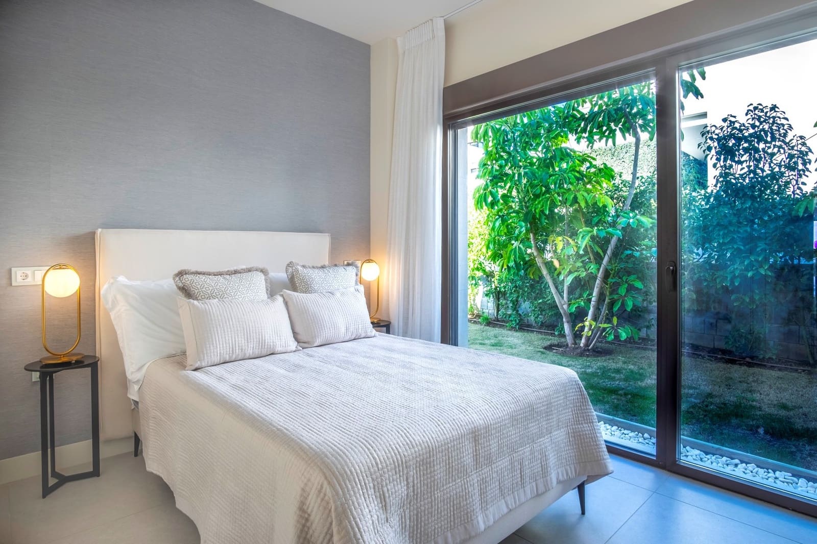 4 sypialnia Willa na sprzedaż w New Golden Mile z basenem garażem - 4 500 000 € (Ref: 9176570)