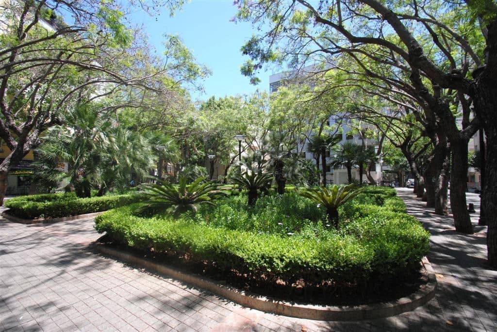 4 bedroom Apartment for sale in Marbella - € 595,000 (Ref: 9185639)