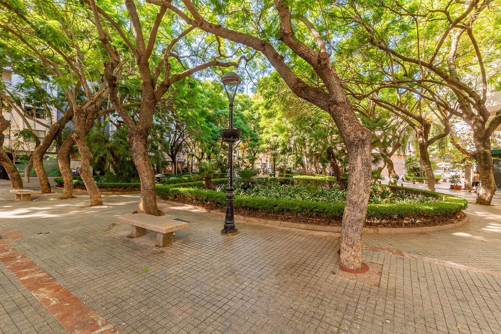 4 bedroom Apartment for sale in Marbella - € 595,000 (Ref: 9185639)