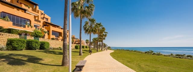 3 chambre Appartement à vendre à Estepona avec piscine garage - 2 395 000 € (Ref: 9187134)