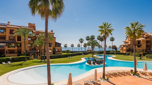 3 makuuhuone Huoneisto myytävänä paikassa Estepona mukana uima-altaan 
autotalli - 2 395 000 € (Ref: 9187134)
