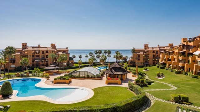 3 makuuhuone Huoneisto myytävänä paikassa Estepona mukana uima-altaan 
autotalli - 2 395 000 € (Ref: 9187134)