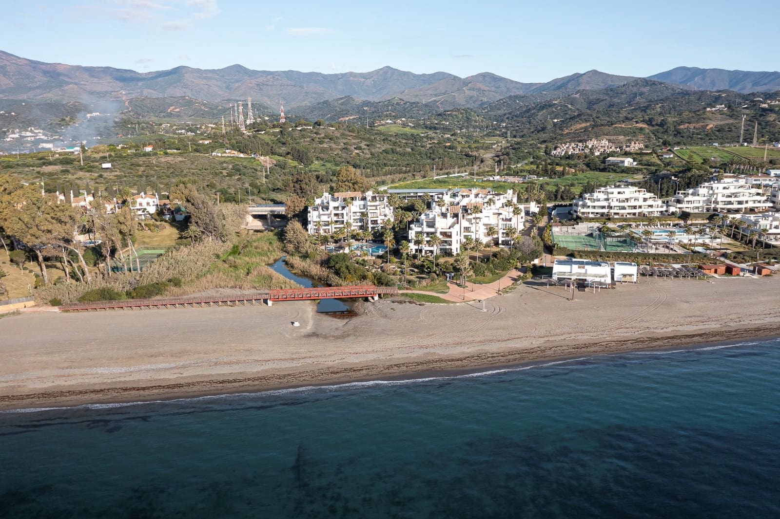 3 bedroom Apartment for sale in Estepona with pool garage - € 1,995,000 (Ref: 9187135)