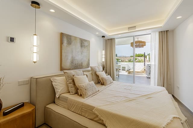 3 chambre Appartement à vendre à Marbella avec piscine garage - 795 000 € (Ref: 9196085)