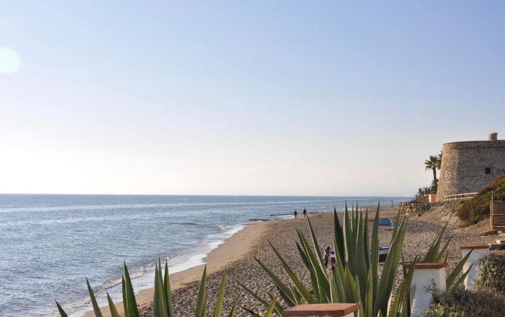 5 sovrum Villa till salu i Marbella med pool garage - 1 800 000 € (Ref: 9196086)