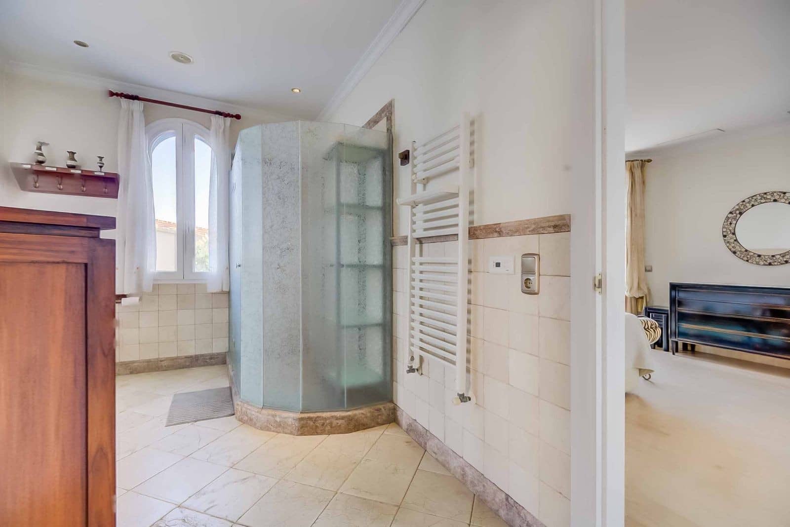 3 sypialnia Mieszkanie na sprzedaż w Benalmadena Costa z basenem garażem - 1 585 000 € (Ref: 9200667)