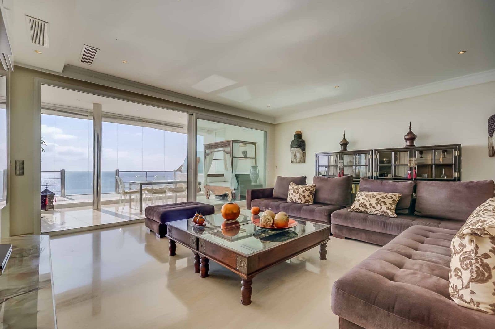 3 sypialnia Mieszkanie na sprzedaż w Benalmadena Costa z basenem garażem - 1 585 000 € (Ref: 9200667)