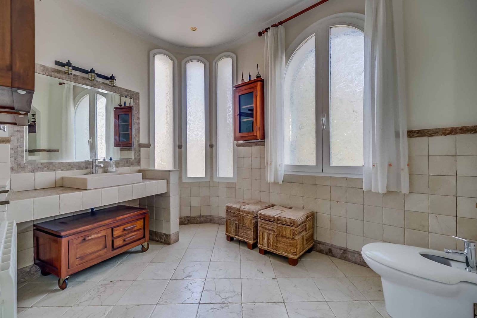 3 sypialnia Mieszkanie na sprzedaż w Benalmadena Costa z basenem garażem - 1 585 000 € (Ref: 9200667)