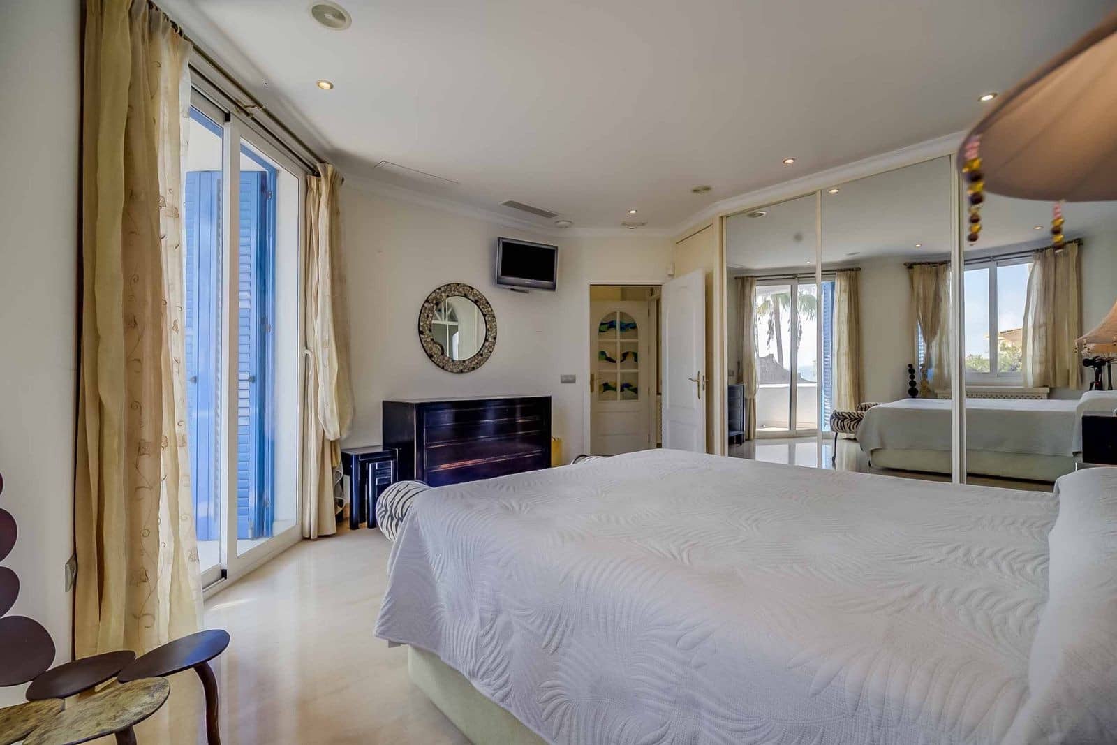 3 makuuhuone Asunto myytävänä paikassa Benalmadena Costa mukana uima-altaan 
autotalli - 1 585 000 € (Ref: 9200667)