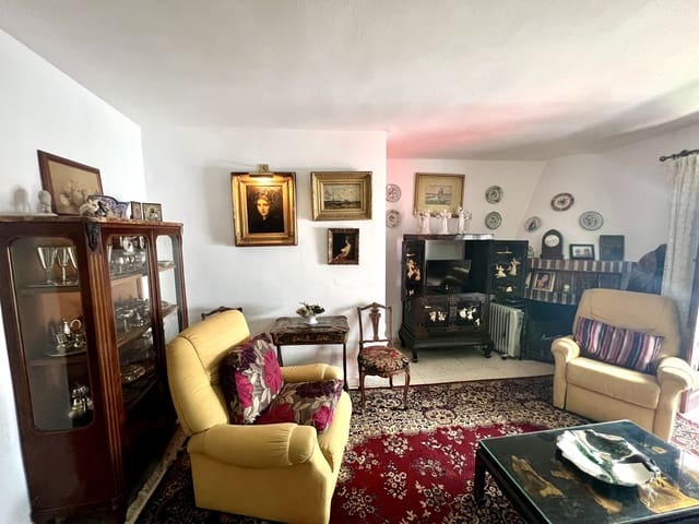 7 slaapkamer Commercieel te koop in Marbella - € 1.500.000 (Ref: 9206656)