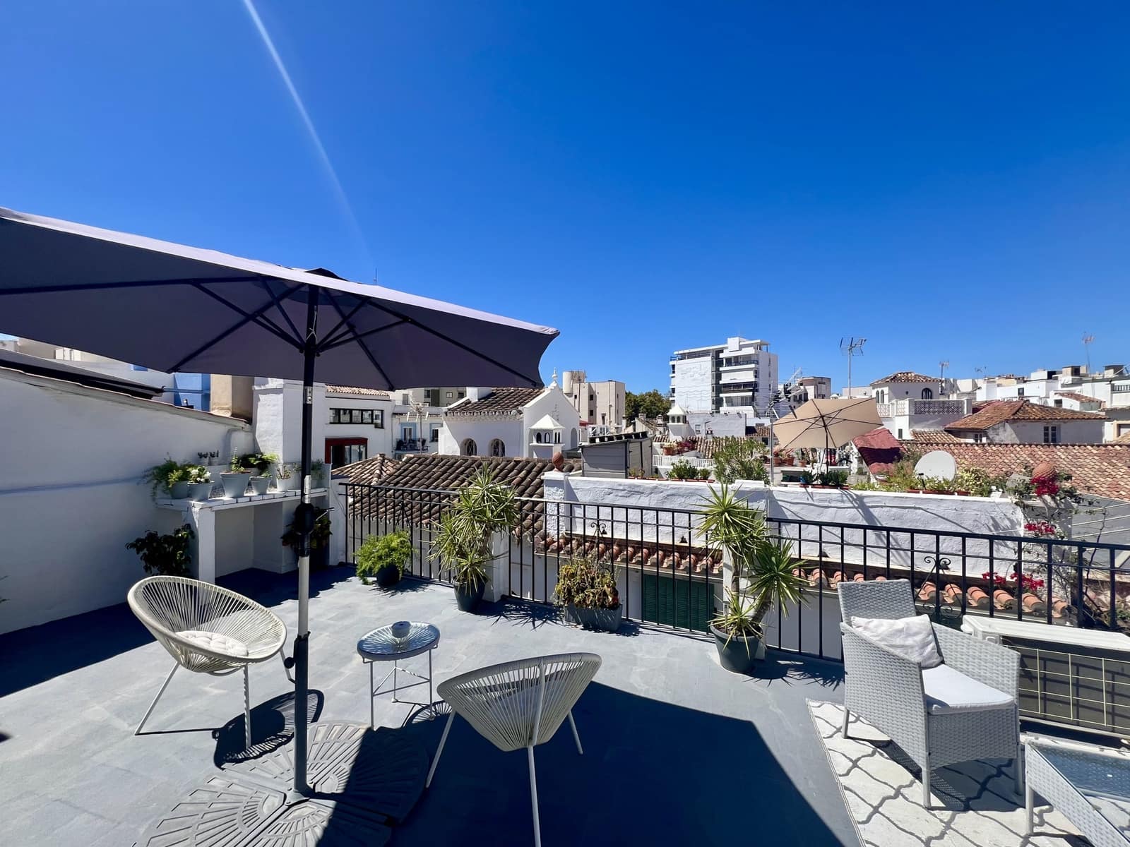 7 Zimmer Gewerbe zu verkaufen in Marbella - 1.500.000 € (Ref: 9206656)