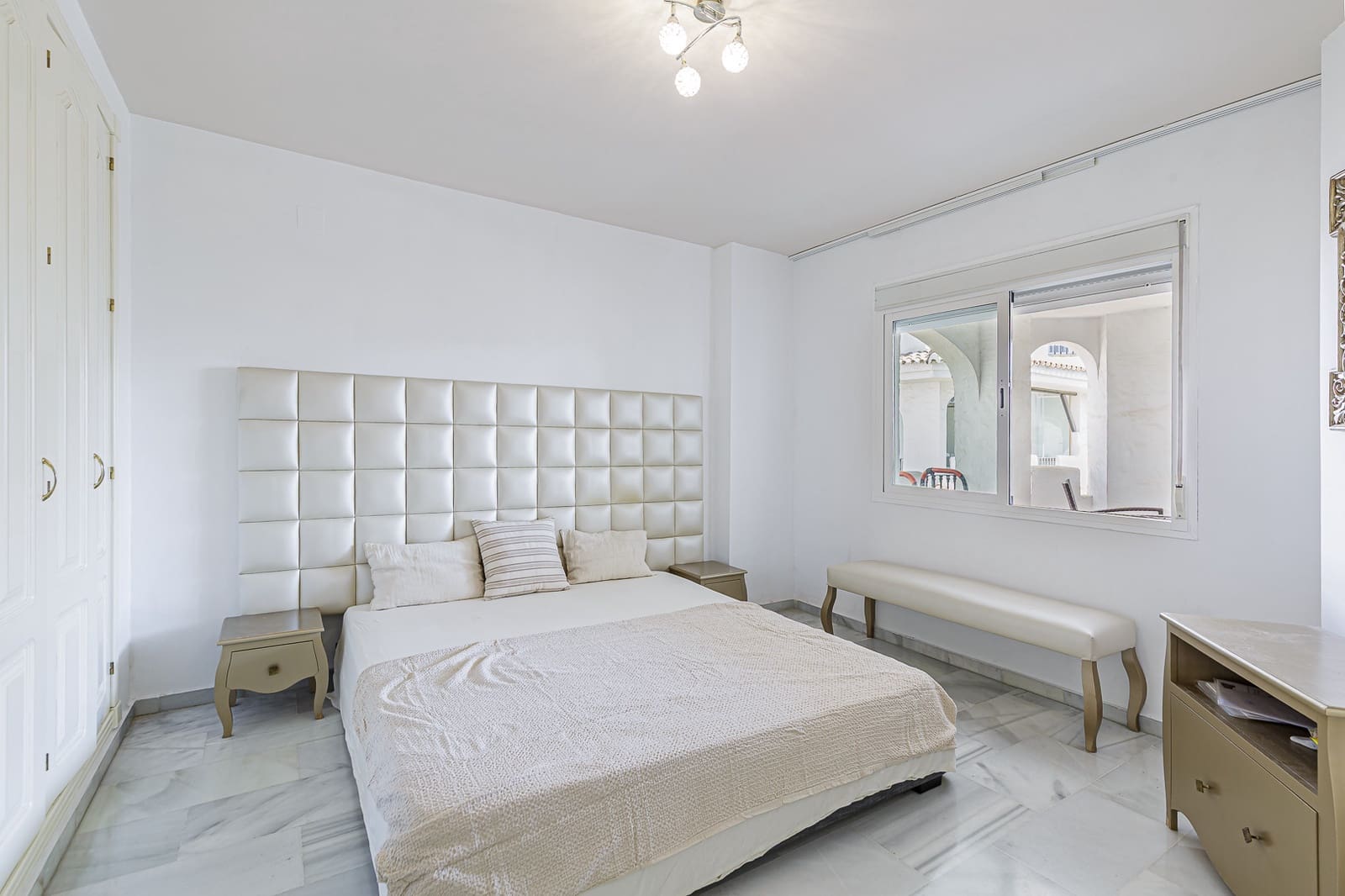 4 camera da letto Appartamento in vendita in Marbella con piscina garage - 899.000 € (Rif: 9247108)