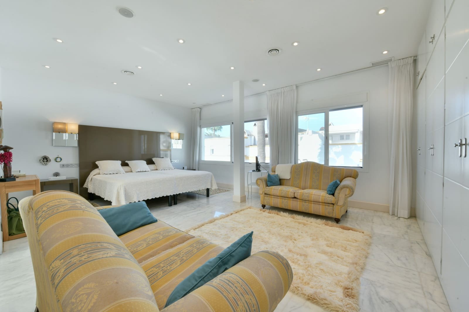 Casa de 5 habitaciones en Marbella en venta con piscina garaje - 2.390.000 € (Ref: 9276257)