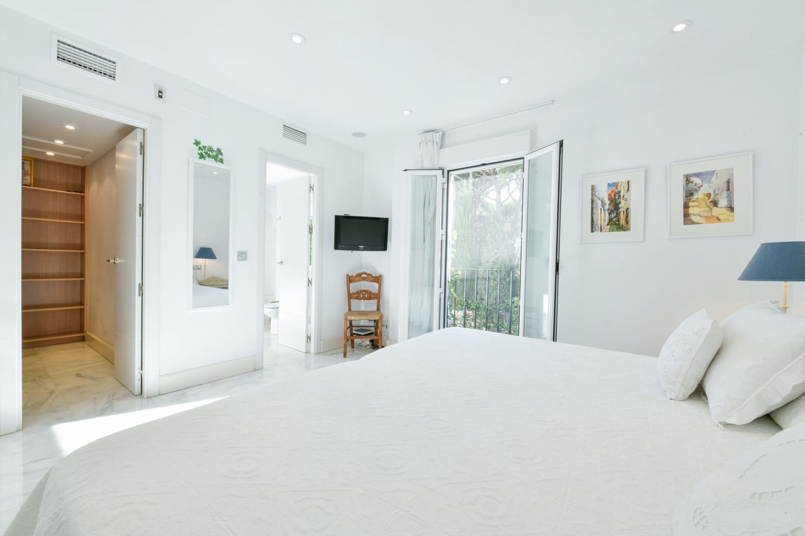 Casa de 5 habitaciones en Marbella en venta con piscina garaje - 2.390.000 € (Ref: 9276257)