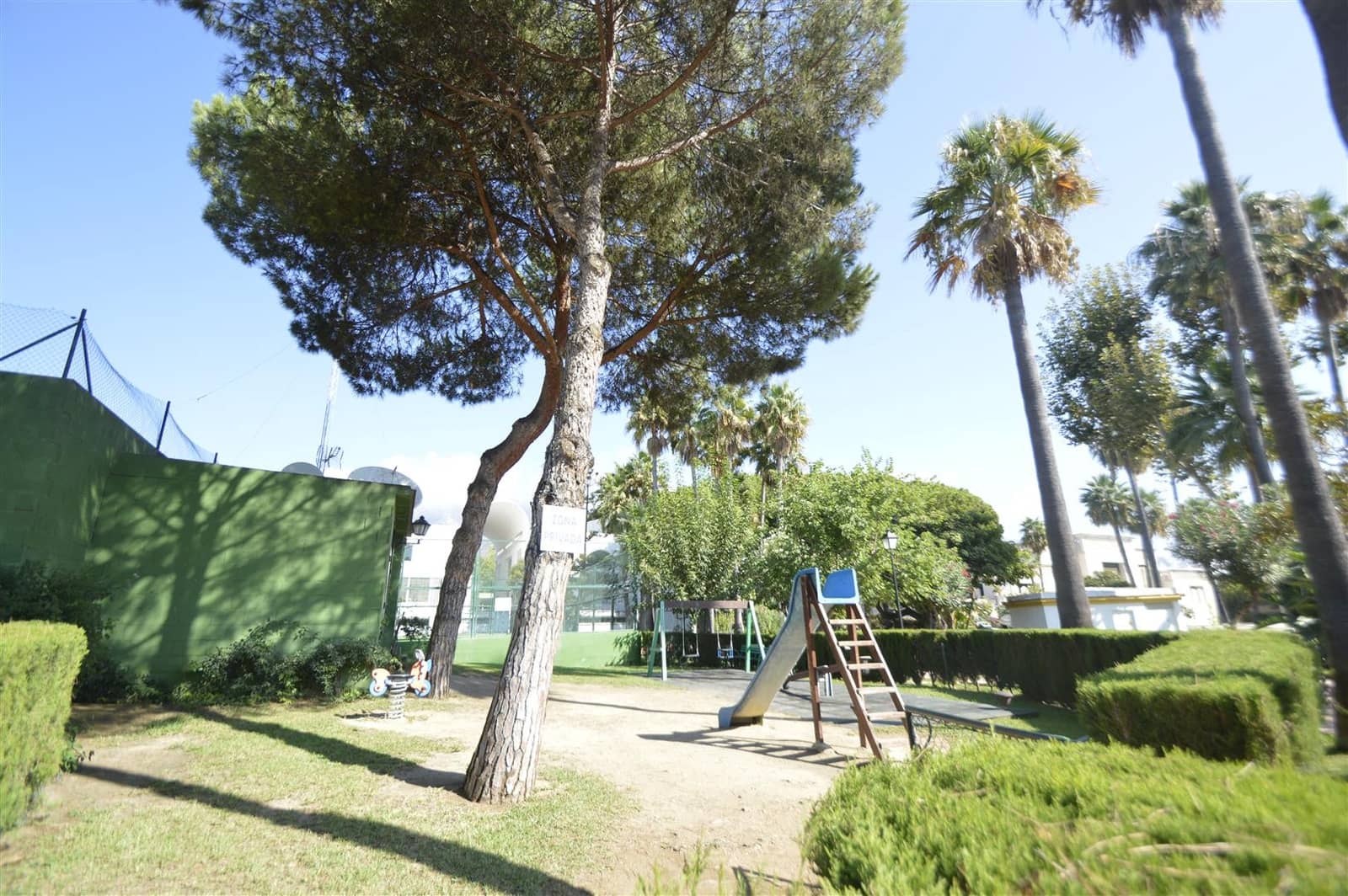 Casa de 5 habitaciones en Marbella en venta con piscina garaje - 2.390.000 € (Ref: 9276257)