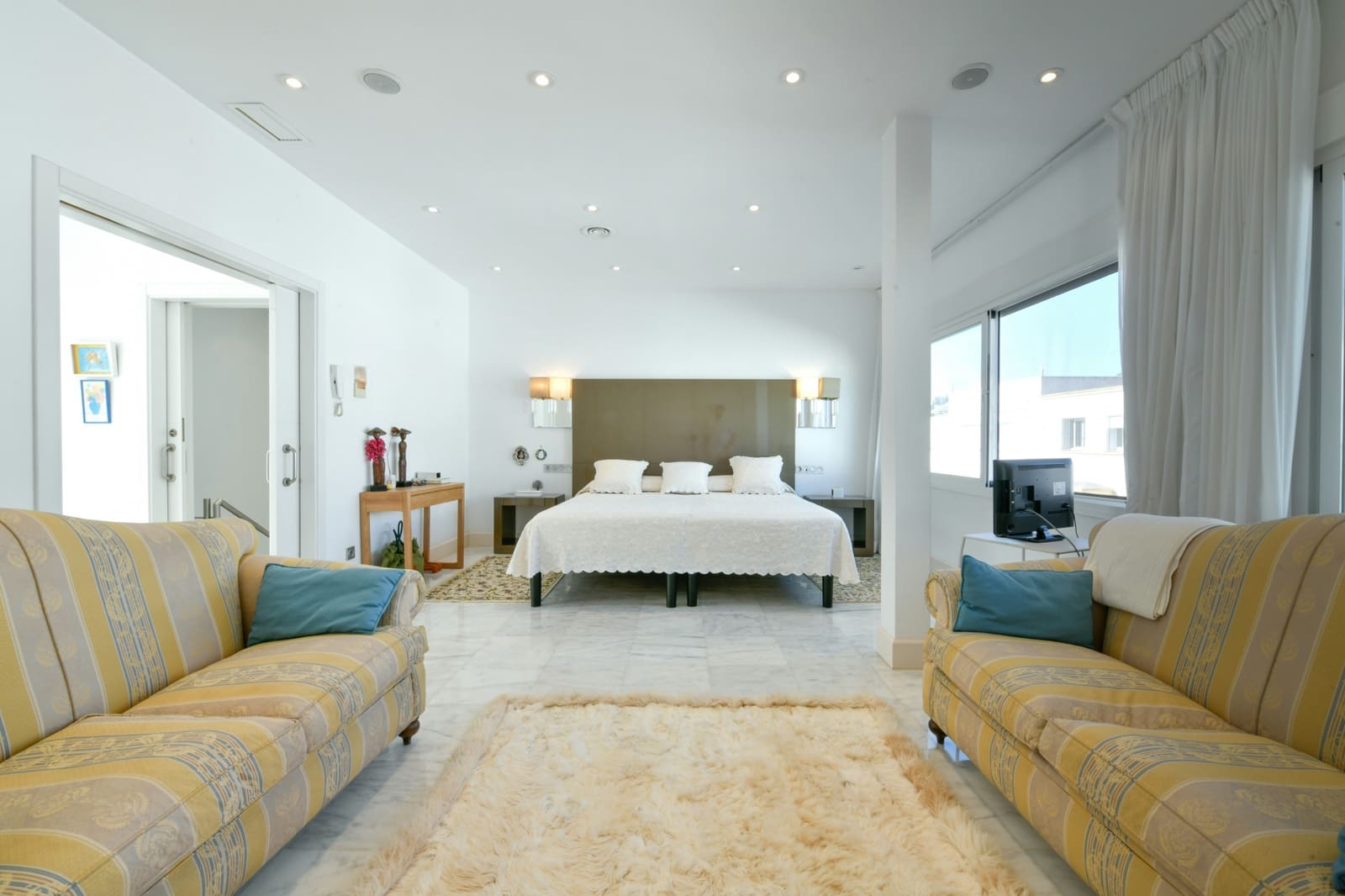 Casa de 5 habitaciones en Marbella en venta con piscina garaje - 2.390.000 € (Ref: 9276257)