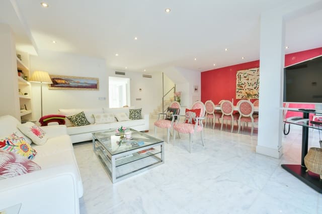 Casa de 5 habitaciones en Marbella en venta con piscina garaje - 2.390.000 € (Ref: 9276257)