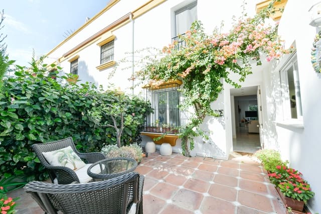 Casa de 5 habitaciones en Marbella en venta con piscina garaje - 2.390.000 € (Ref: 9276257)