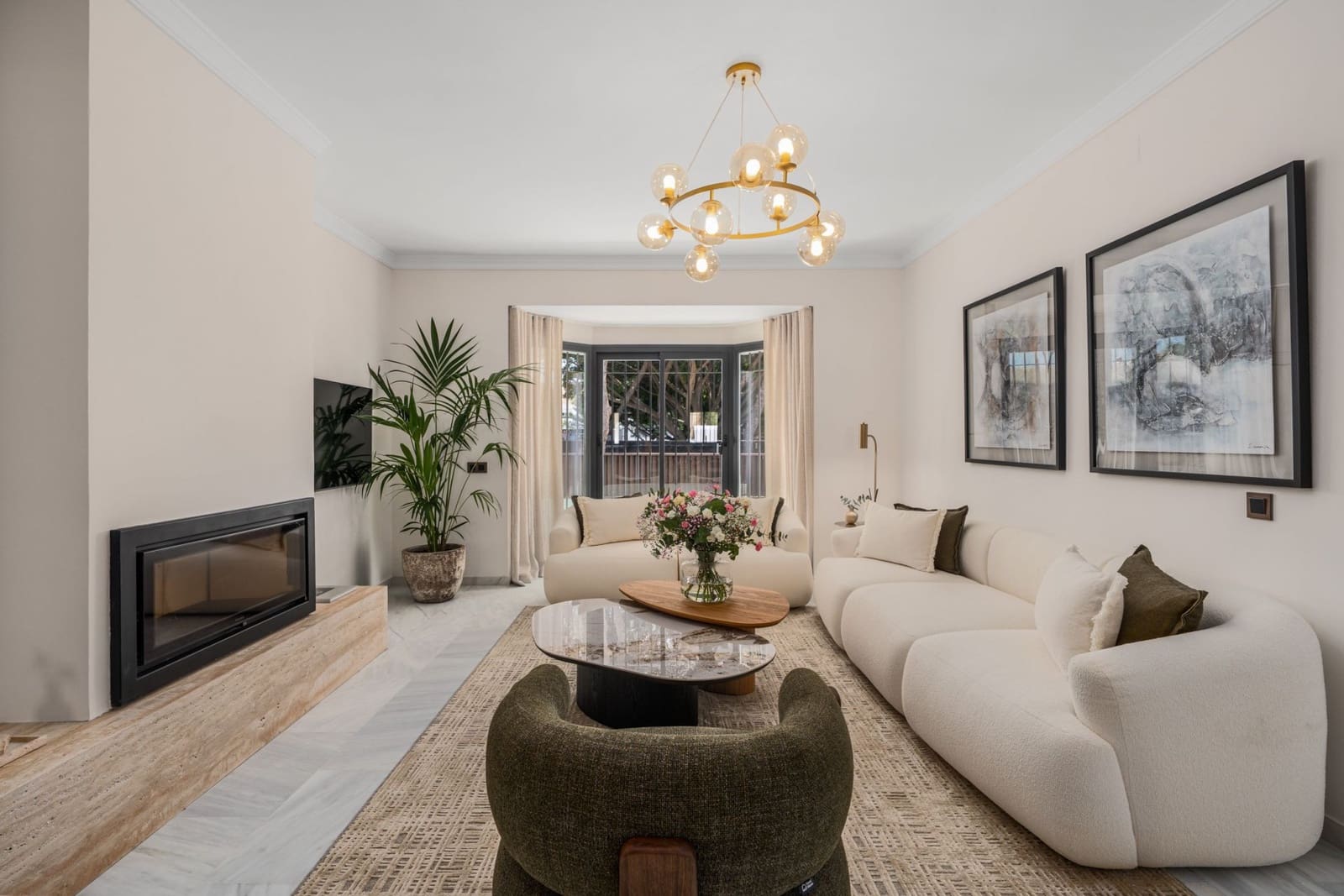 6 bedroom Villa for sale in Marbella with pool garage - € 2,150,000 (Ref: 9297518)