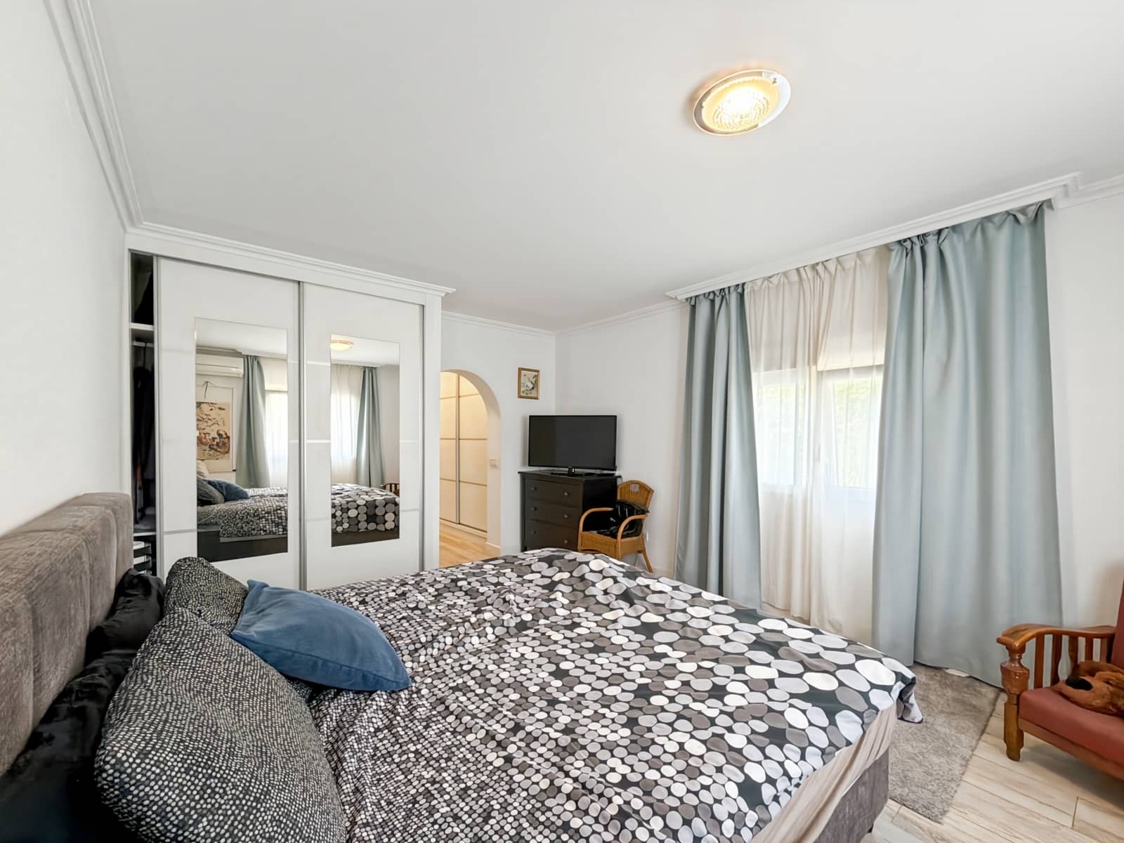 Chalet de 3 habitaciones en Benalmádena en venta con piscina garaje - 985.000 € (Ref: 9310819)